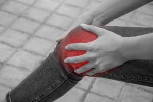 bel fıtığı diz kapağına vurur mu