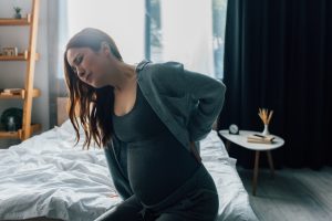 hamilelikte bel fıtığı ağrısı nasıl geçer