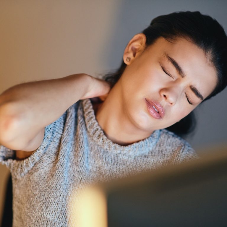 boyun fıtığı sinir baskısı belirtileri